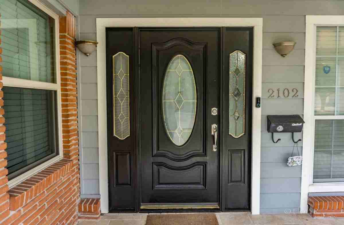 2102 Cleveland St - Photo 2 of 17