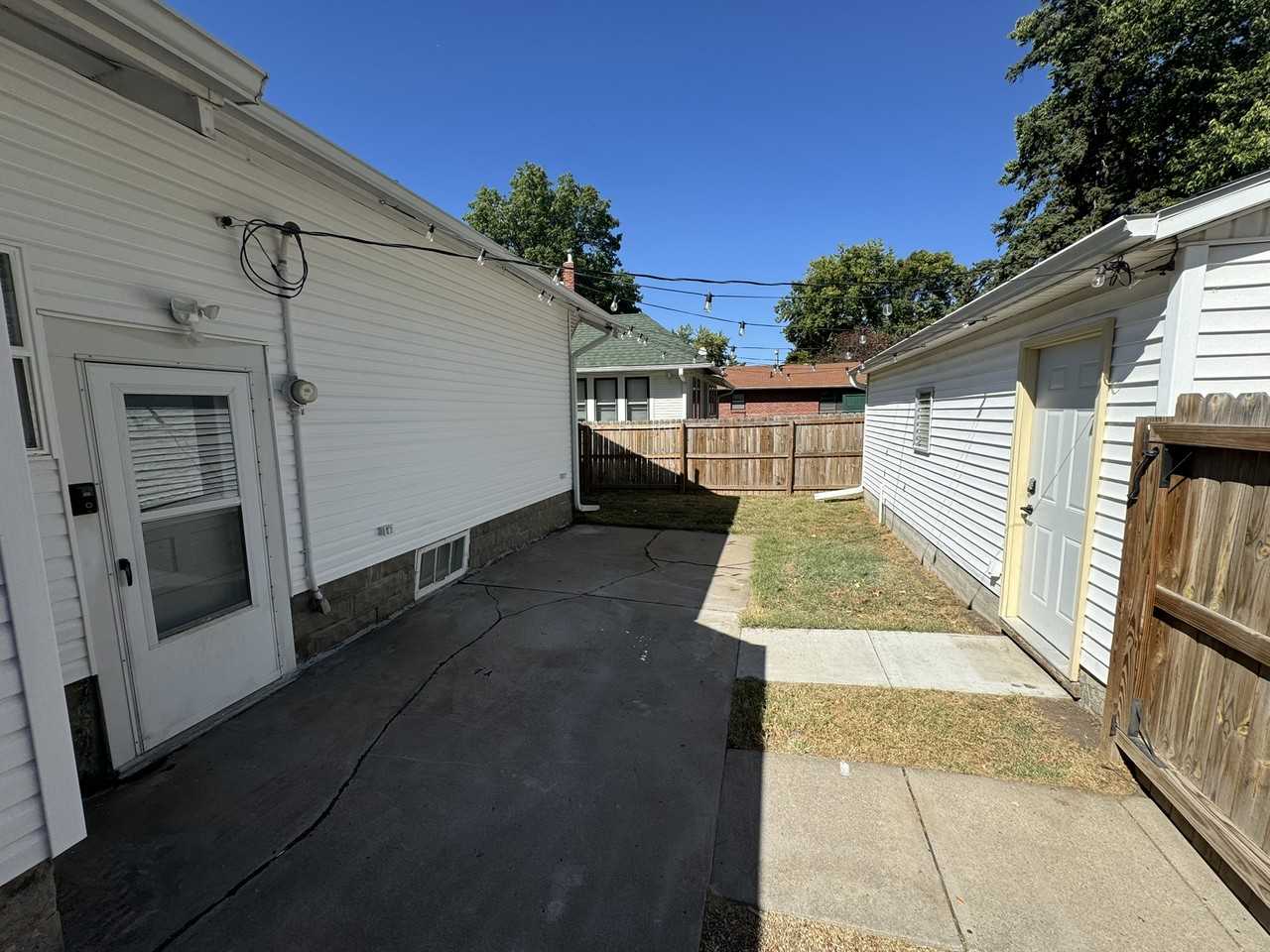 2440 S 18th St #NA - Photo 2 of 19