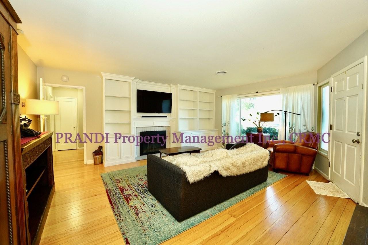 1501 Park Ct - Photo 2 of 18