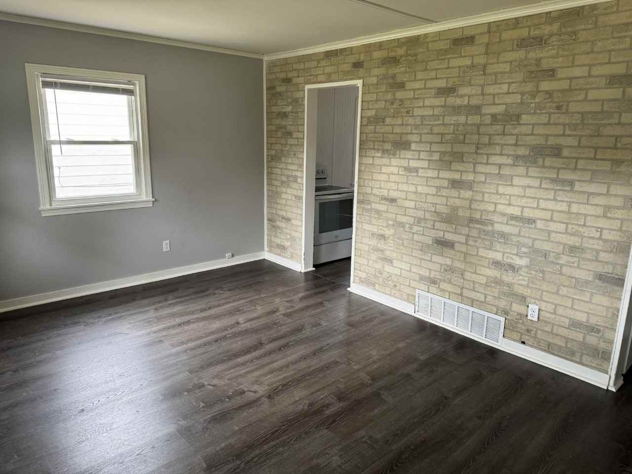 5267 N 50th St - Photo 2 of 16