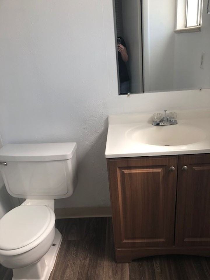 Grandview Towers - Photo 5 of 27