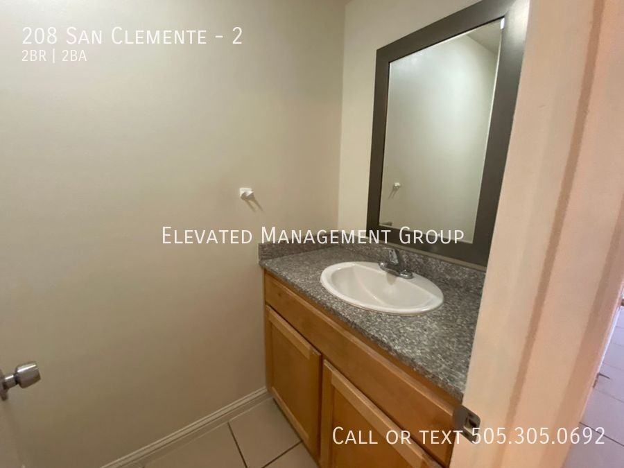 208 San Clemente Ave Nw #2 - Photo 6 of 11