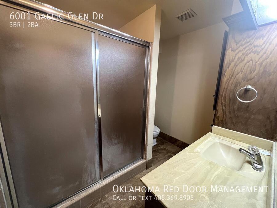 6001 Gaelic Glen Dr - Photo 6 of 31