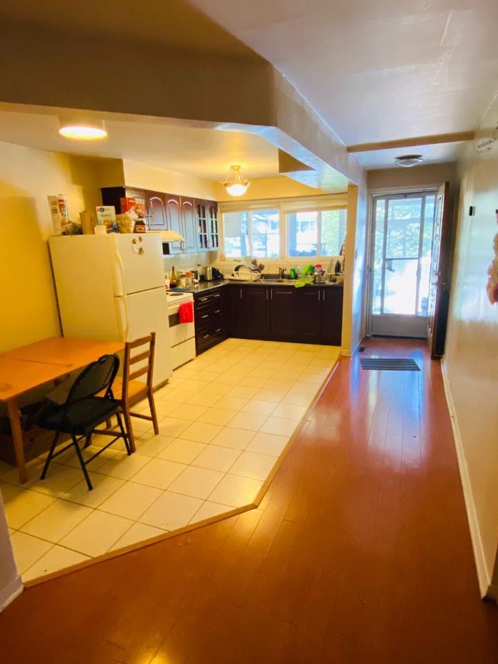 21 Reiber Cres - Photo 2 of 9