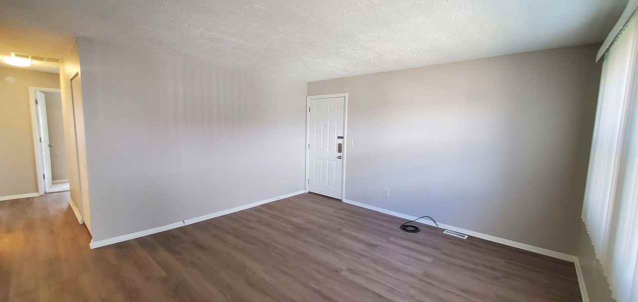 19540 115th Ave #A - Photo 2 of 10