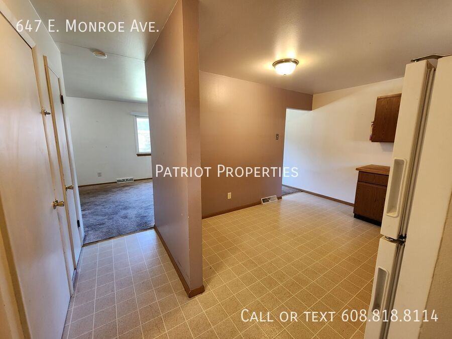 647 E Monroe Ave - Photo 3 of 14