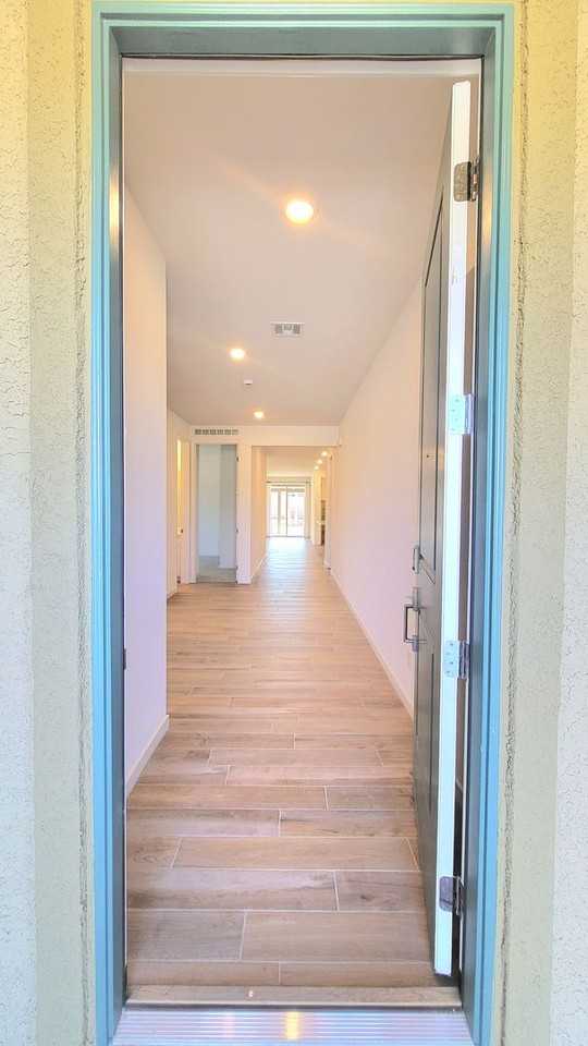 5447 Splendido Ave - Photo 3 of 50