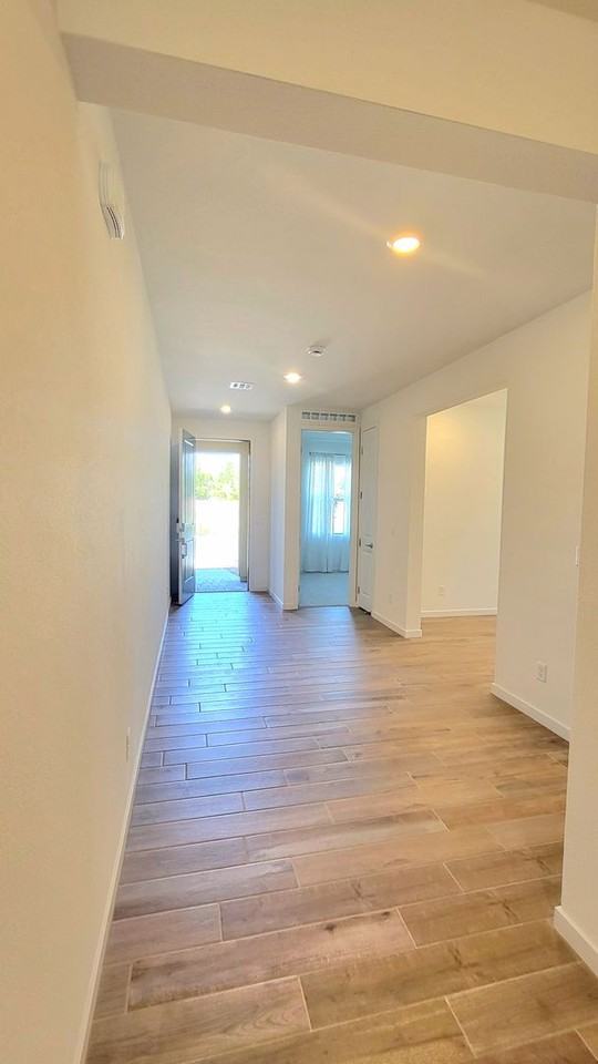5447 Splendido Ave - Photo 4 of 50