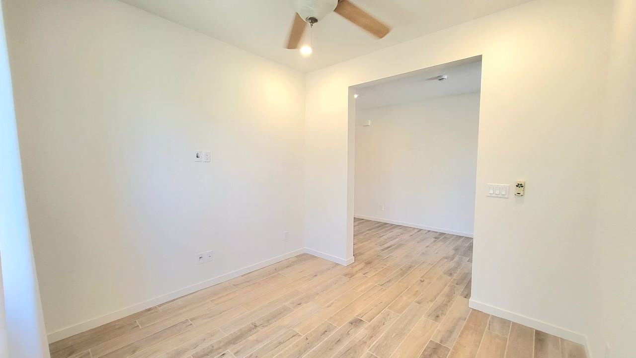 5447 Splendido Ave - Photo 7 of 50