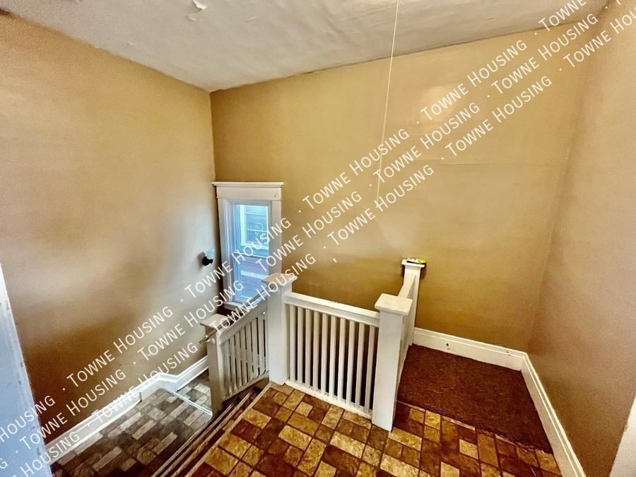 50 Hubbell (2) family res #2UPPER - Photo 3 of 19