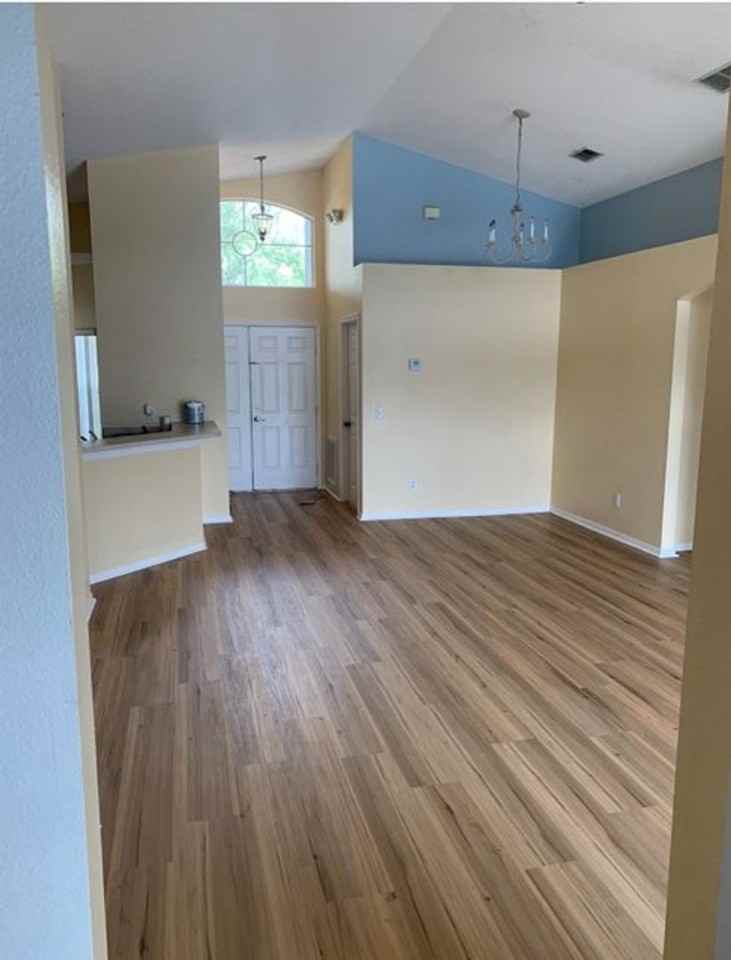 724 Ballyshannon Dr - Photo 3 of 29