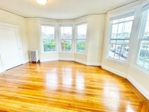 120 (2206 Greenwich/3201 Fillmore) - Photo 1 of 1