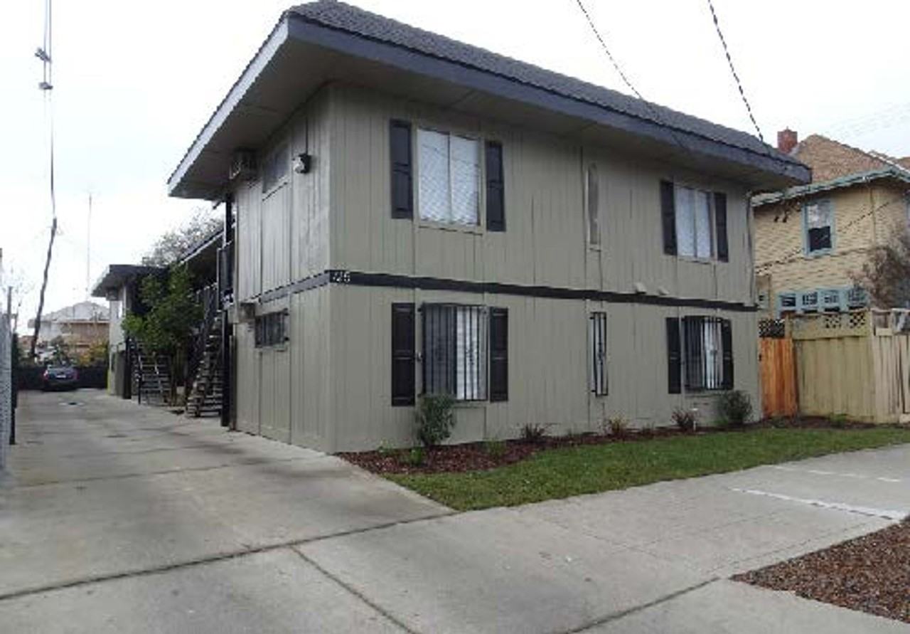 725 N San Joaquin Ave - Photo 4 of 4