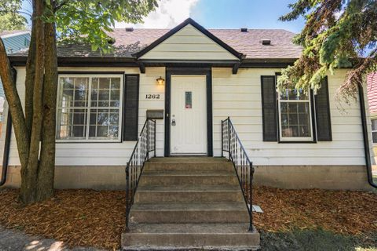 1262 Minnehaha Ave E - Photo 2 of 20