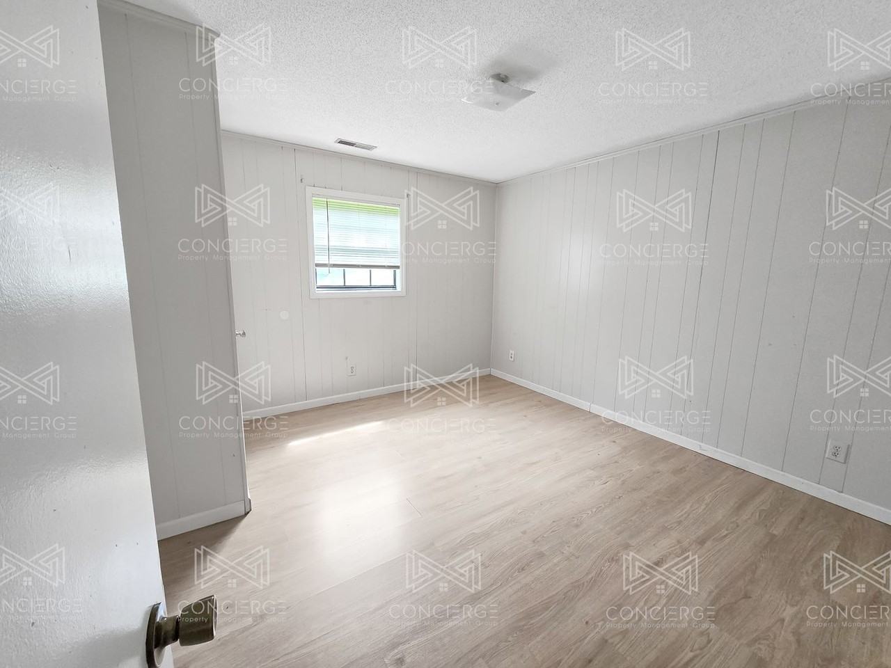 1708 Rolling Meadow Ct - Photo 3 of 7