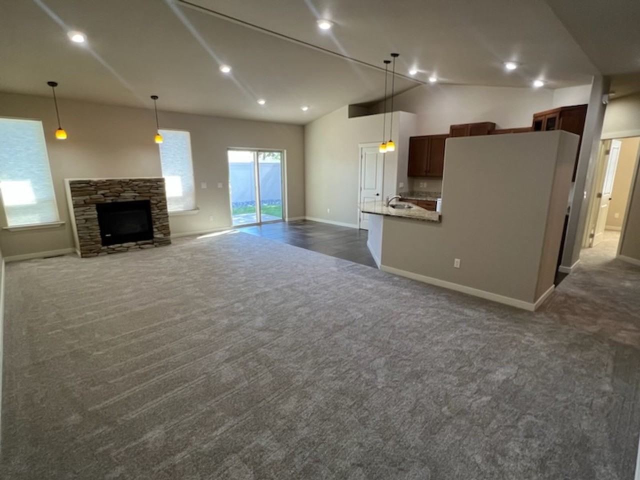 1497 Copper Loop - Photo 4 of 28