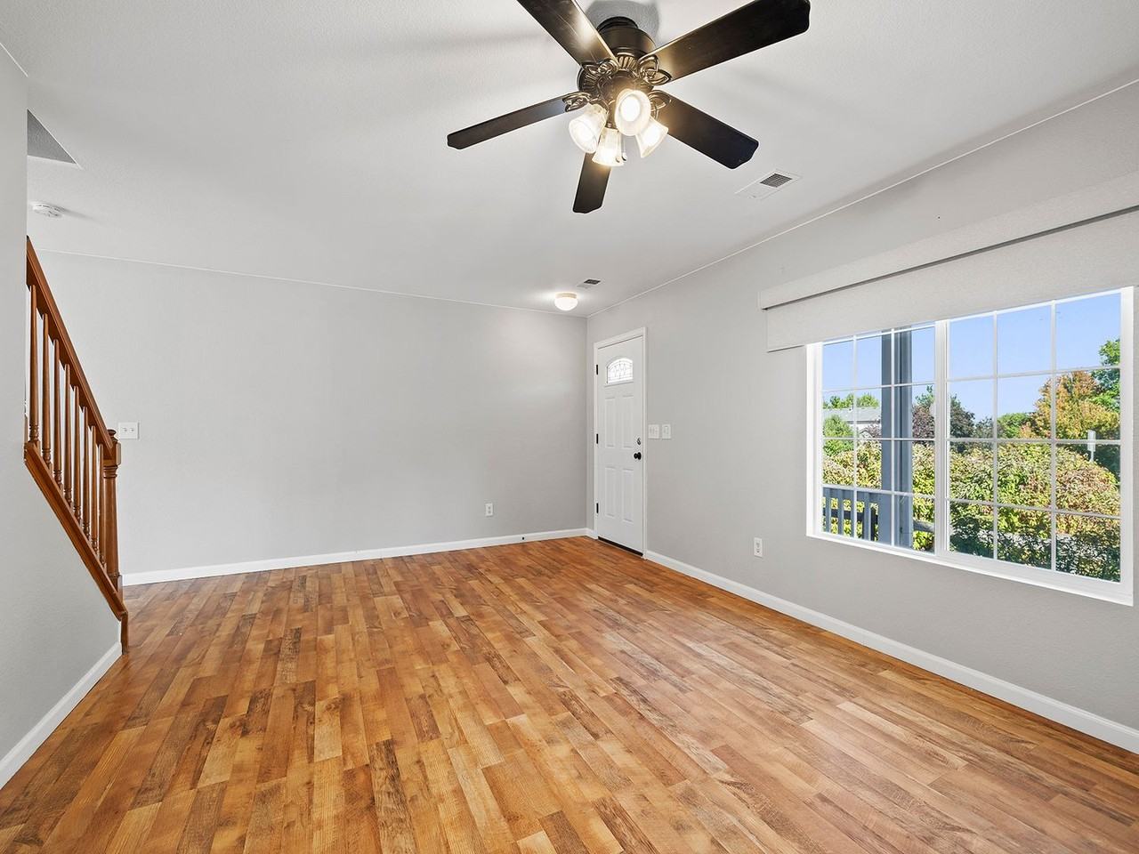 6803 Brittany Dr - Photo 6 of 17