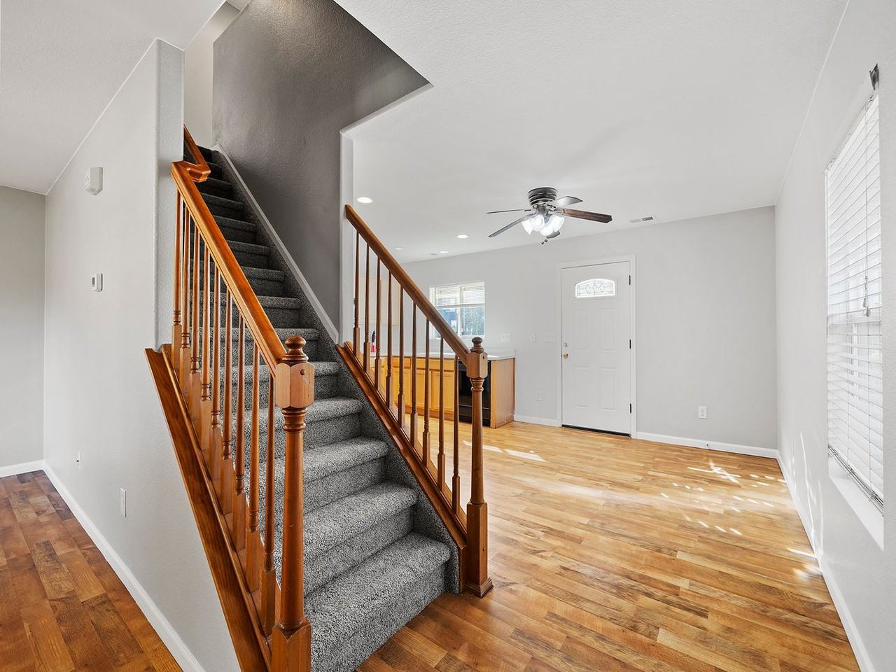 6803 Brittany Dr - Photo 7 of 17