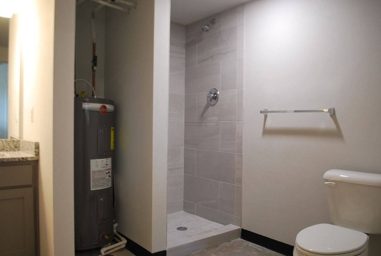 One Month Free - Photo 6 of 15