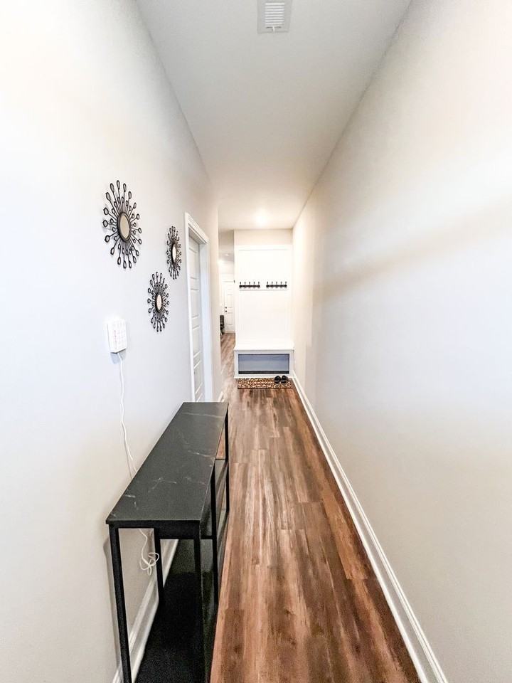 216 Drayton Dr Unit C - Photo 3 of 18