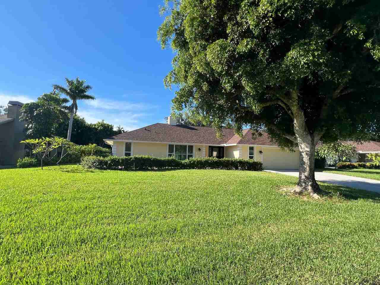 630 Nottingham Dr - Photo 2 of 50