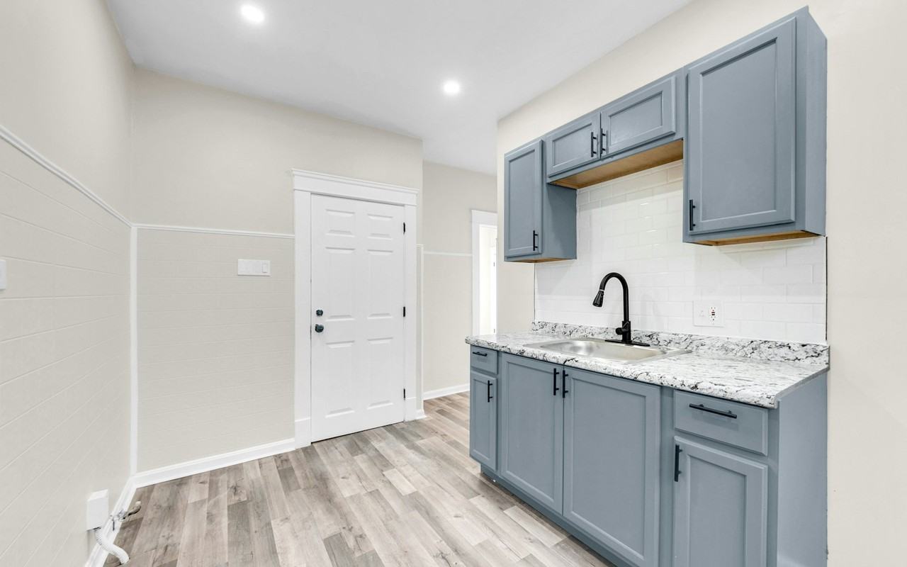 13410 Kelso Avenue, Unit A - Photo 3 of 14