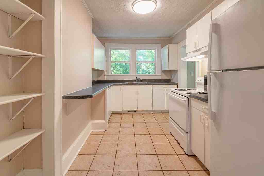 355 Sand Hill Road - Photo 5 of 13