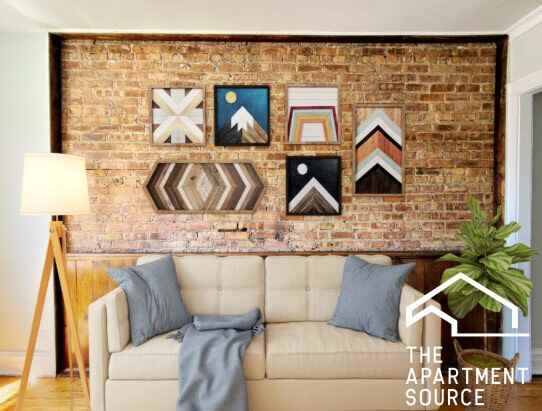 957 West Cornelia Avenue #1B - Photo 2 of 5