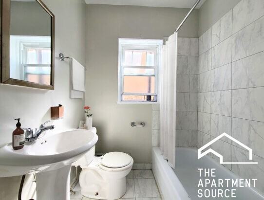 957 West Cornelia Avenue #1B - Photo 5 of 5