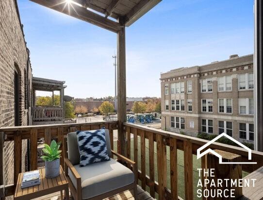 821 W Waveland Ave #S1 - Photo 6 of 11