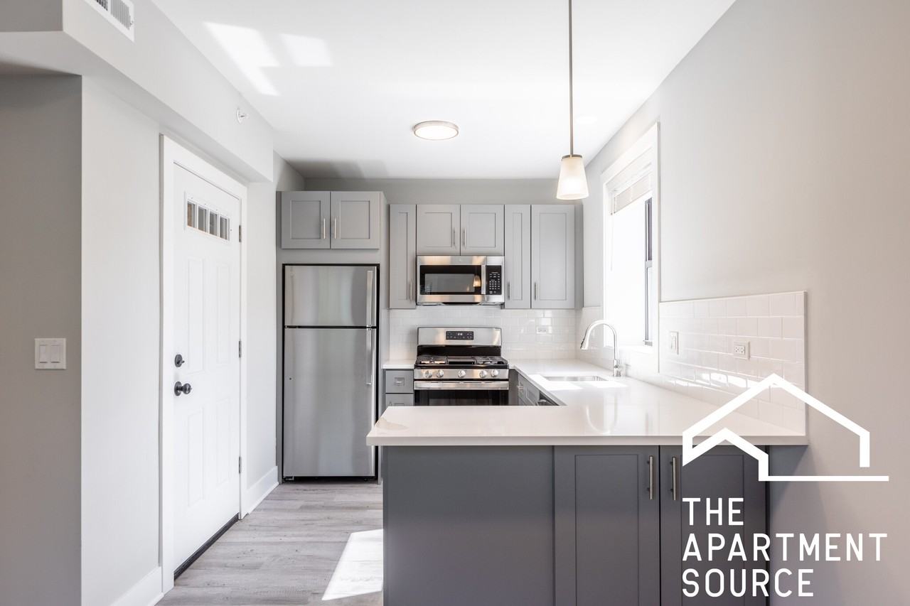 1133 Oak Ave #W1 - Photo 3 of 12