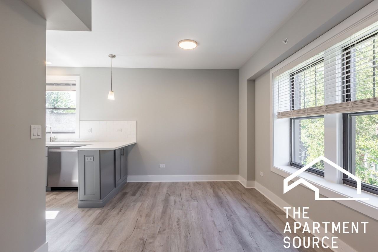 1133 Oak Ave #W1 - Photo 4 of 12