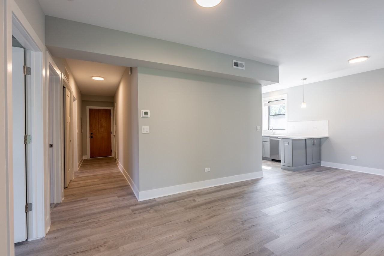 1133 Oak Ave #W1 - Photo 7 of 12