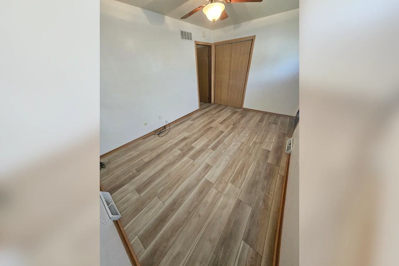 224 4th St E - Photo 2 of 30