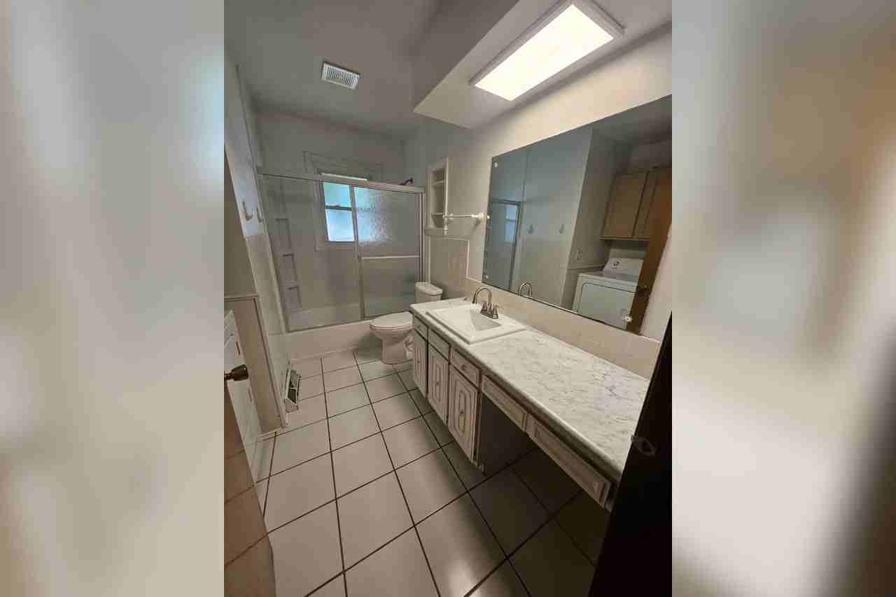 224 4th St E - Photo 3 of 30