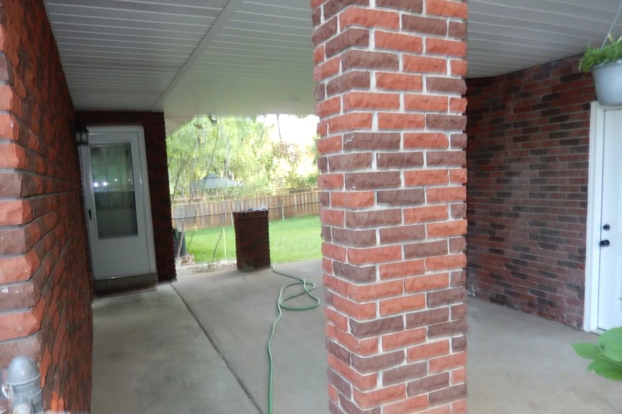 652 Green Cliff Dr - Photo 2 of 26