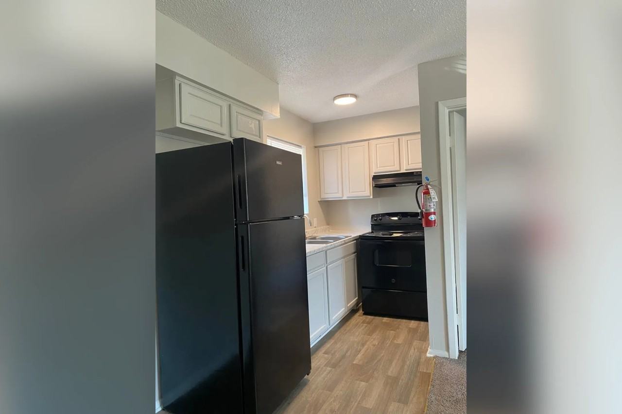 1142 Judge Sekul Avenue - 1142-03/J 1142-03/J, Uni ##Uni - Photo 2 of 7