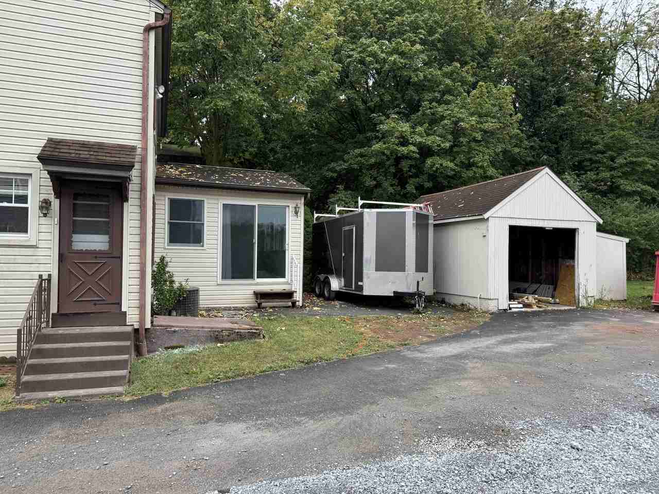 233 E Fulton St #233EFULTON - Photo 2 of 9