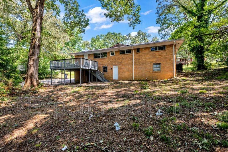 2416 4th St Nw - Photo 4 of 38