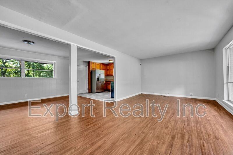 2416 4th St Nw - Photo 2 of 38