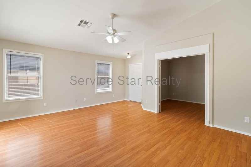 16213 North 161st Drive - Photo 6 of 23