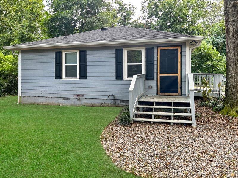 1228 S Madison Ave - Photo 2 of 14