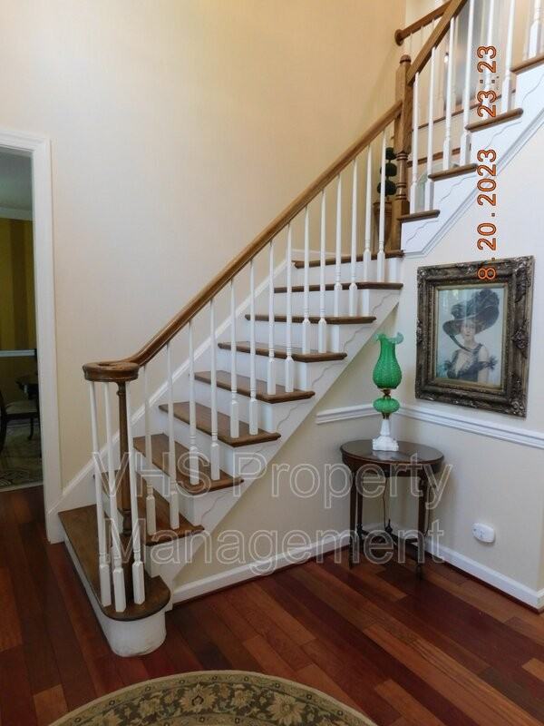 2055 Freeman Dr - Photo 2 of 30