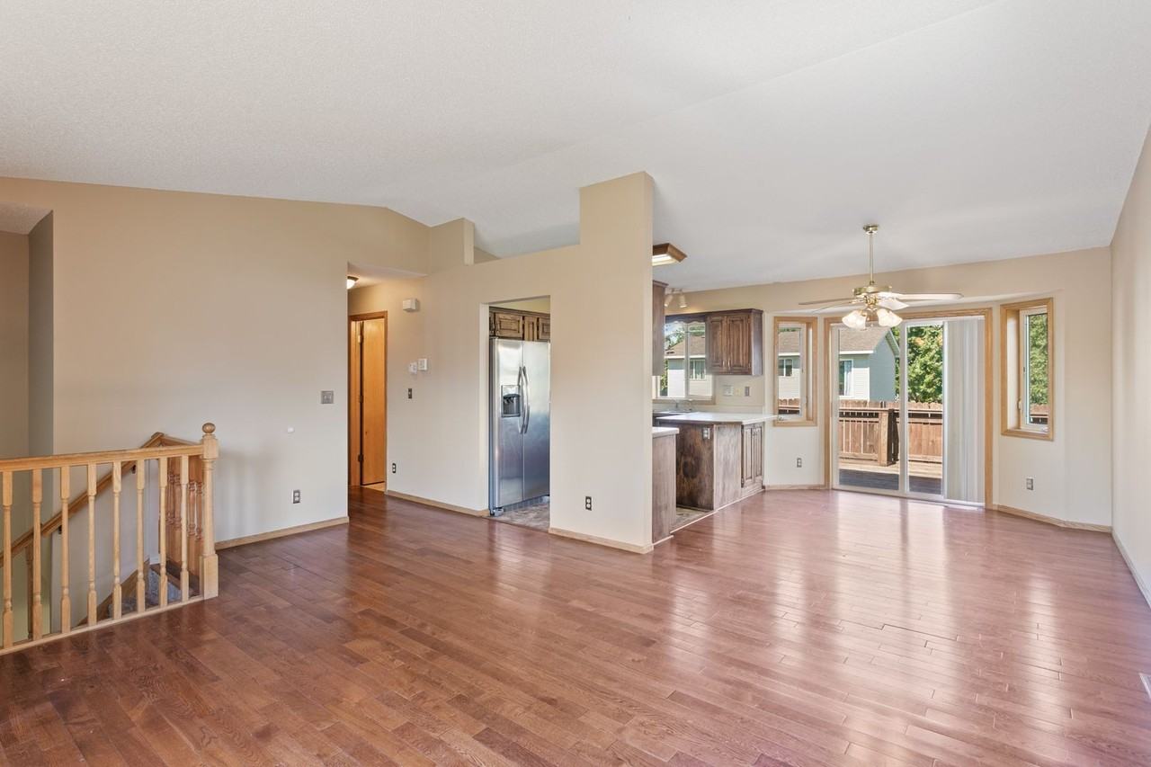 504 504 5th Ave Ct NW - Photo 2 of 25