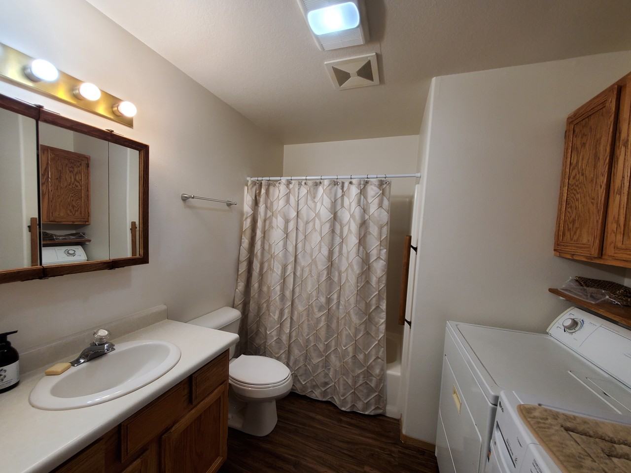 1832 Airport Rd B - Photo 6 of 34