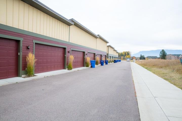 528 Silverleaf Dr - Photo 2 of 46