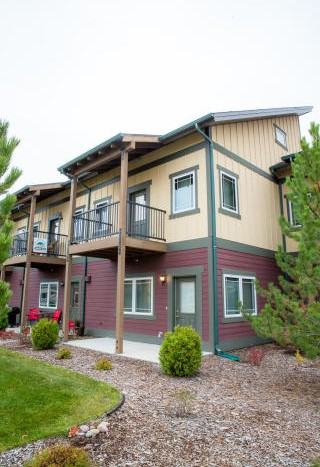 528 Silverleaf Dr - Photo 3 of 46