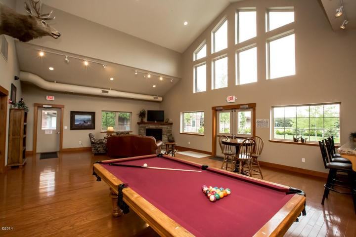 528 Silverleaf Dr - Photo 4 of 46