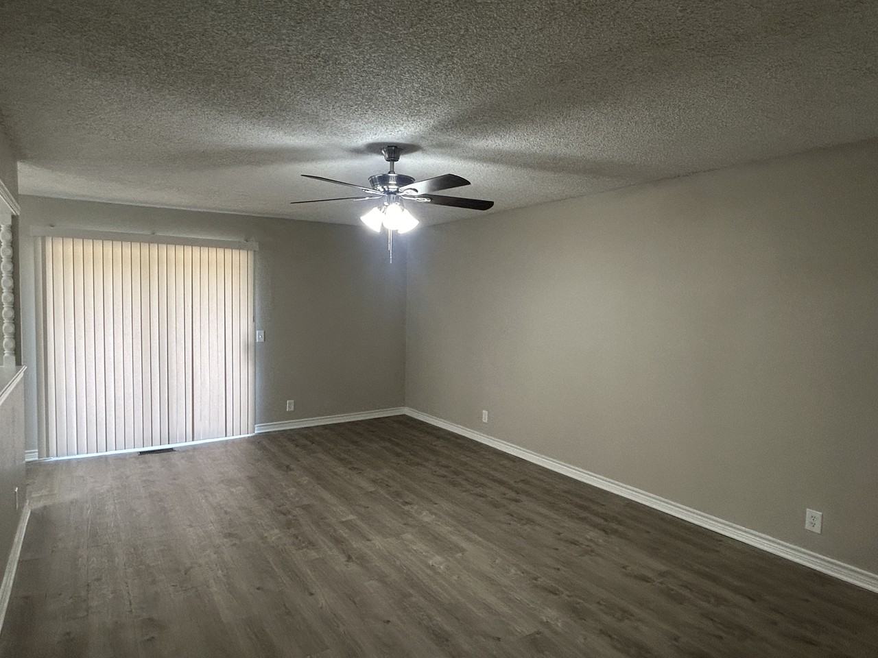 12423 E 14th St - Photo 3 of 17