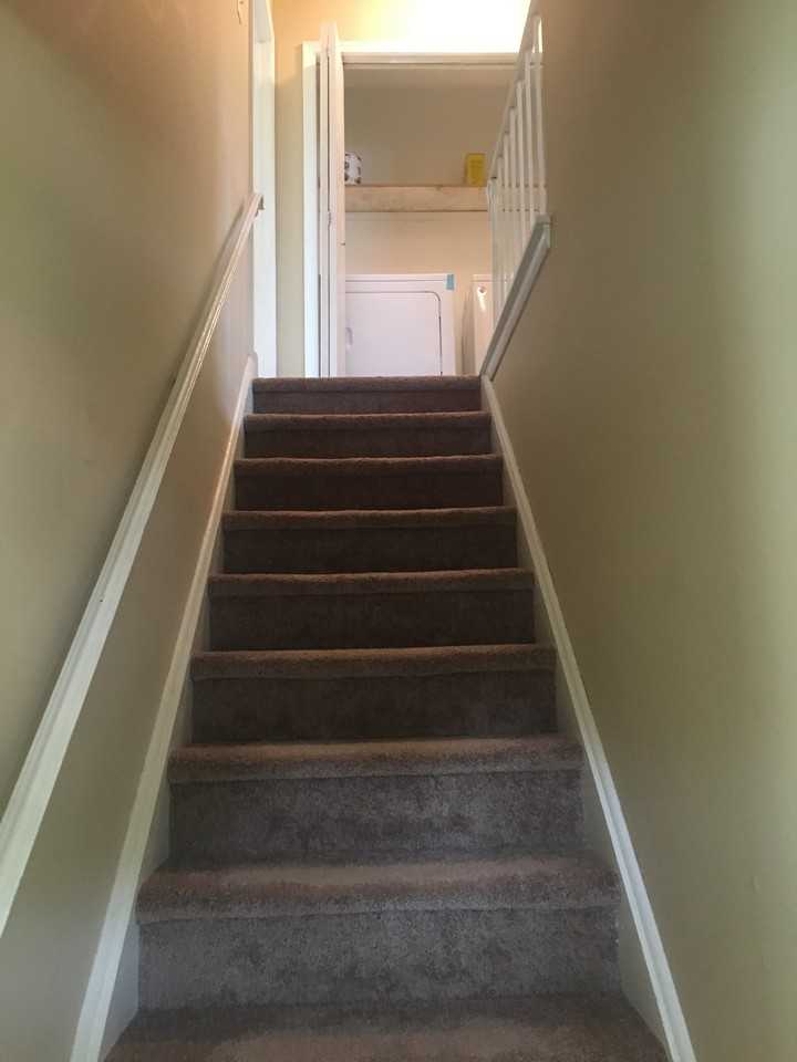 400 Anglesey Ter - Photo 6 of 13